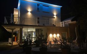 Acquaviva Experience B&B