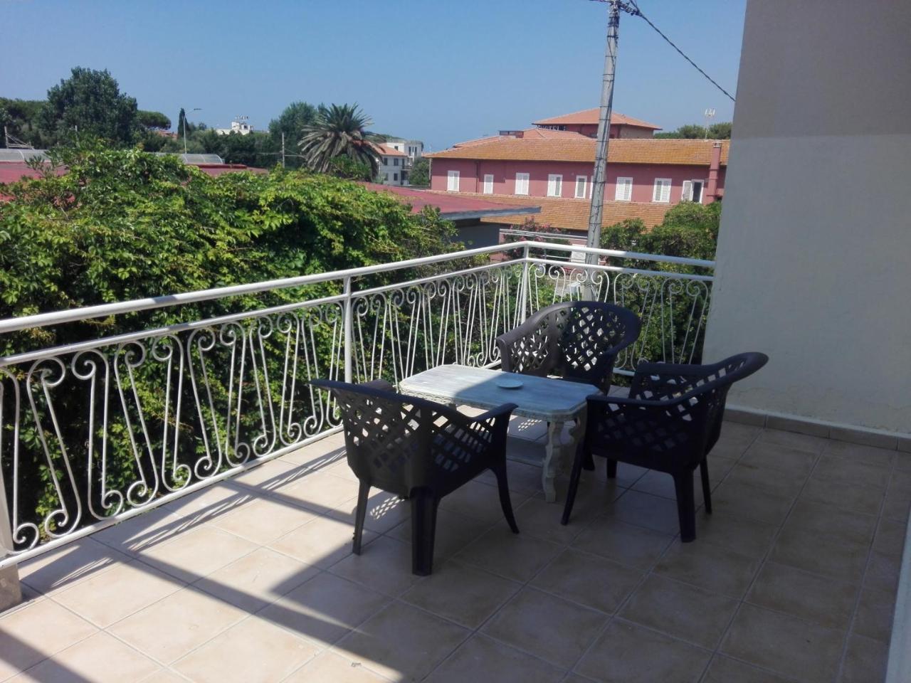 Acquaviva Experience B&B San Vincenzo Buitenkant foto